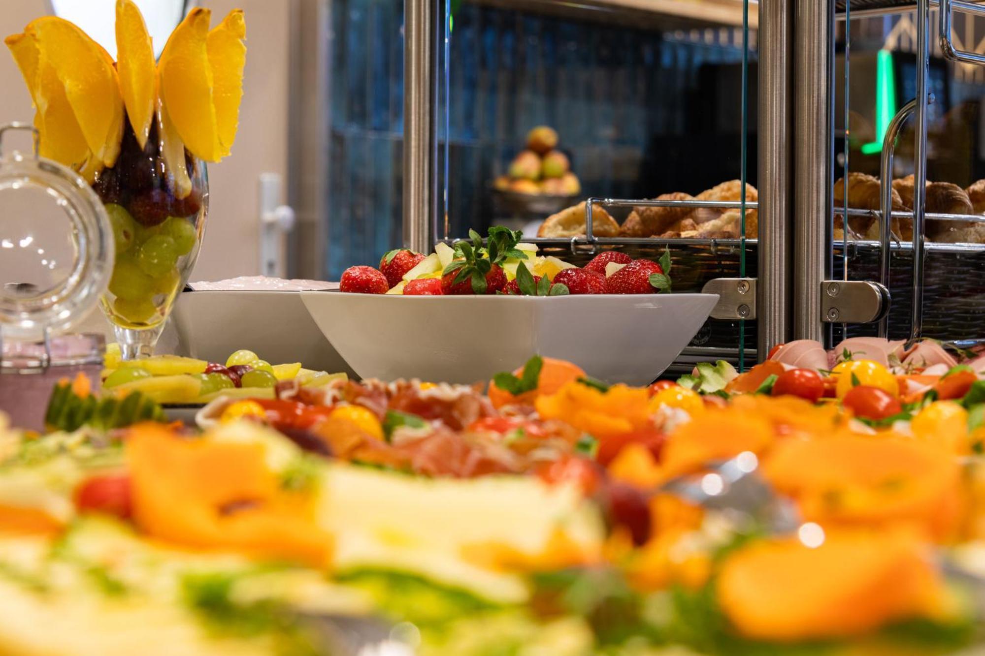 Holiday Inn - The Niu, Flower Konstanz By Ihg Esterno foto